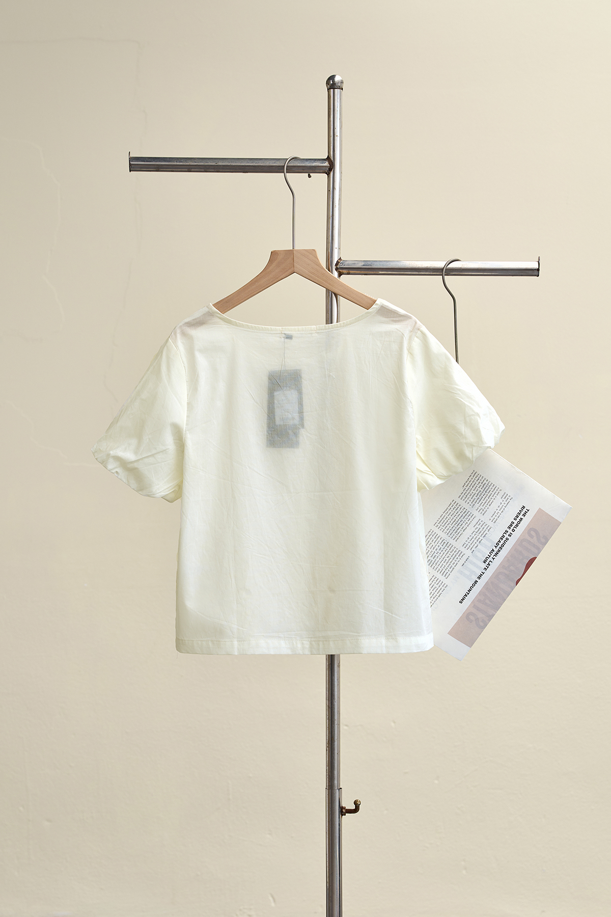 Áo croptop tay bom thêu gấu - B61B26H007 - Ảnh 4